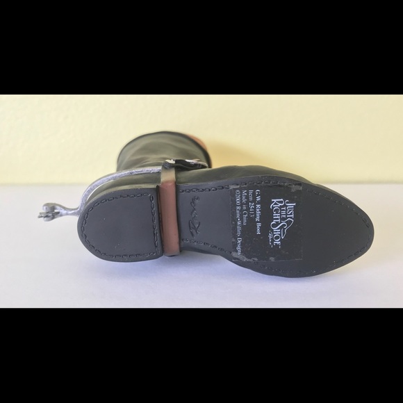 Collectible George Washington Riding Boot - Picture 7 of 10